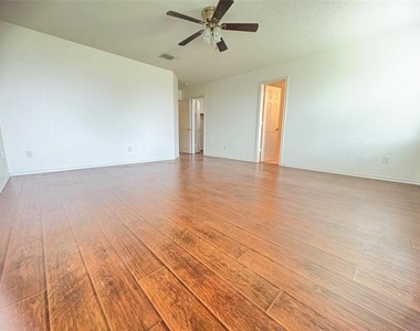 3809 Mariner Street - Photo Thumbnail 13