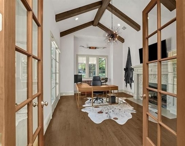 12114 Prestonridge Road - Photo Thumbnail 9