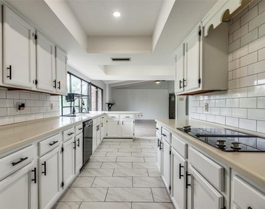 4931 S Colony Boulevard - Photo Thumbnail 1