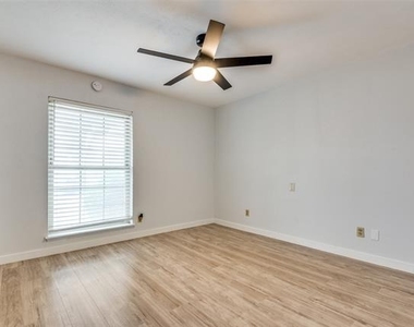 4931 S Colony Boulevard - Photo Thumbnail 16