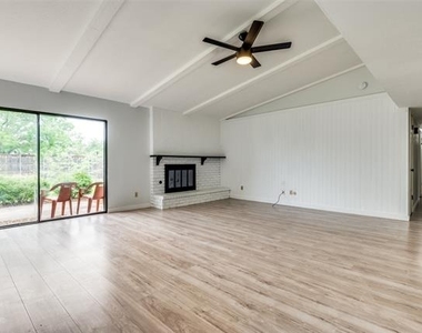 4931 S Colony Boulevard - Photo Thumbnail 7
