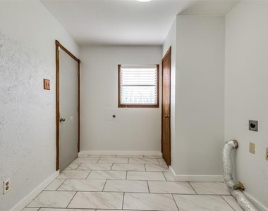 4931 S Colony Boulevard - Photo Thumbnail 20