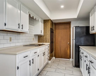 4931 S Colony Boulevard - Photo Thumbnail 11