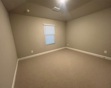5908 Brittner Drive - Photo Thumbnail 22