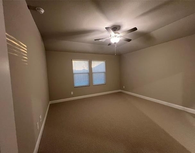 5908 Brittner Drive - Photo Thumbnail 7