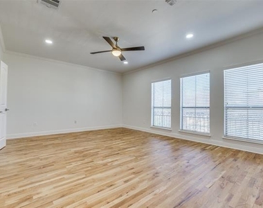 4210 Prescott - Photo Thumbnail 15