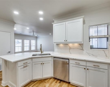 4210 Prescott - Photo Thumbnail 5