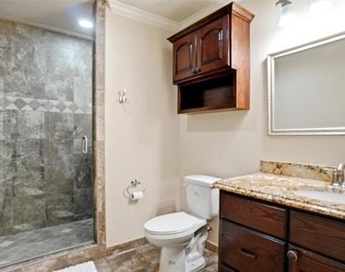 2412 Emerald Circle - Photo Thumbnail 26