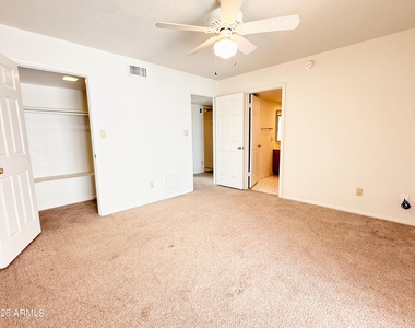15076 N Escondido Drive - Photo Thumbnail 10