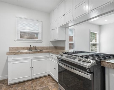 6204 Winton Street - Photo Thumbnail 3