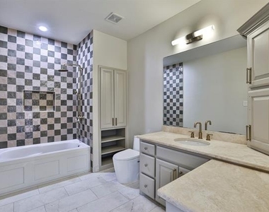6208 Troon Road - Photo Thumbnail 32