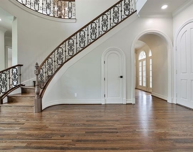 6208 Troon Road - Photo Thumbnail 3