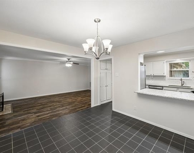 2908 Clear Springs Drive - Photo Thumbnail 6
