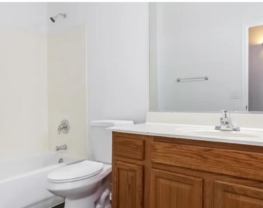 12420 W Woodland Avenue - Photo Thumbnail 11