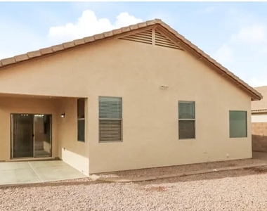 12420 W Woodland Avenue - Photo Thumbnail 14