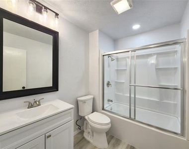 4813 Nash Drive - Photo Thumbnail 13
