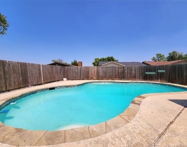4813 Nash Drive - Photo Thumbnail 1