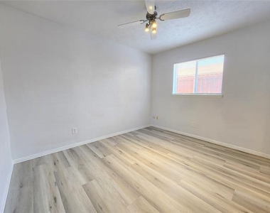 4813 Nash Drive - Photo Thumbnail 18