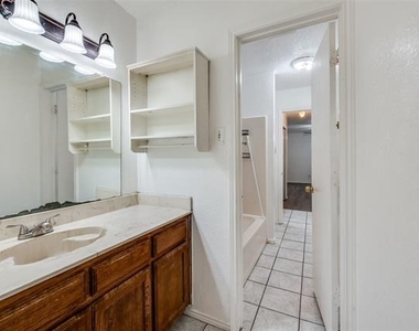 5431 Wild West Drive - Photo Thumbnail 23