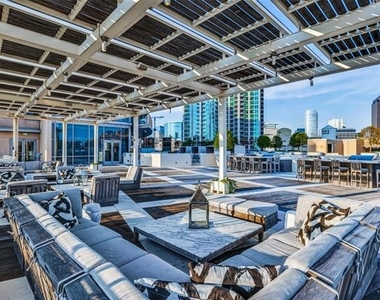 2200 Victory Avenue - Photo Thumbnail 21