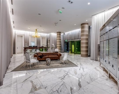 2200 Victory Avenue - Photo Thumbnail 11