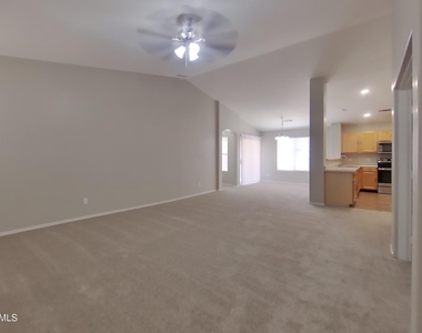8520 W Sonora Street - Photo Thumbnail 2