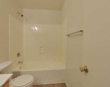 8520 W Sonora Street - Photo Thumbnail 16