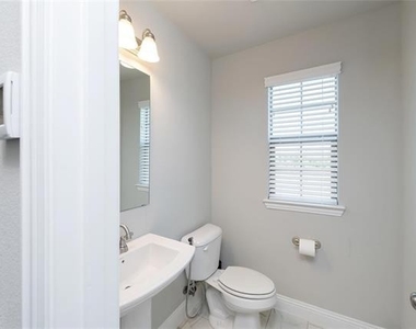 2421 Springhill Avenue - Photo Thumbnail 10