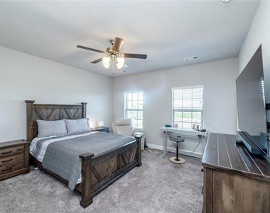 2421 Springhill Avenue - Photo Thumbnail 12