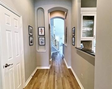 5668 Bay Meadows Drive - Photo Thumbnail 2