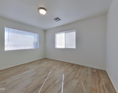 1951 N Lazona Drive - Photo Thumbnail 13