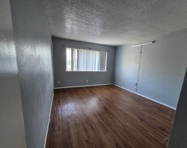 2315 Trellis Place - Photo Thumbnail 14