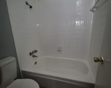 2315 Trellis Place - Photo Thumbnail 12