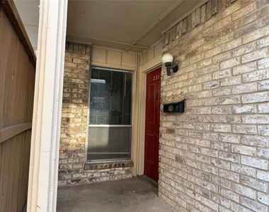 2315 Trellis Place - Photo Thumbnail 1