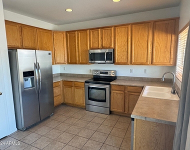 11630 W Washington Street - Photo Thumbnail 2