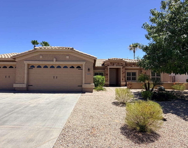 1121 E Powell Way - Photo Thumbnail 22