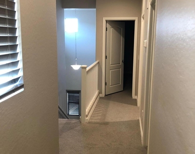 17206 N 9th Place - Photo Thumbnail 19