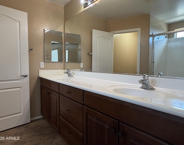 15101 N 173rd Drive - Photo Thumbnail 14