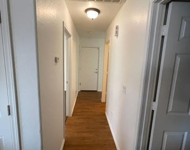23438 W Cocopah Street - Photo Thumbnail 8