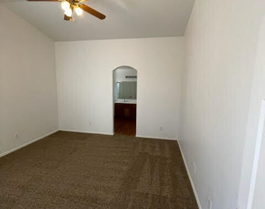 23438 W Cocopah Street - Photo Thumbnail 10