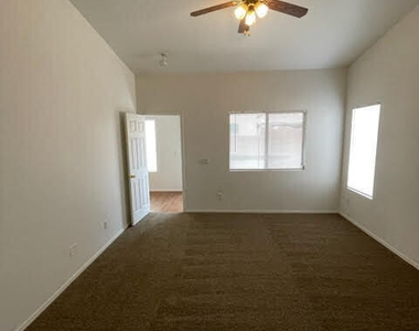 23438 W Cocopah Street - Photo Thumbnail 11