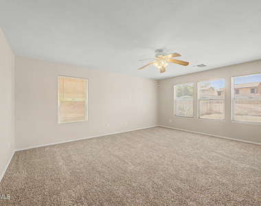 17118 N 184th Lane - Photo Thumbnail 6
