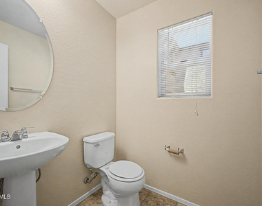 17118 N 184th Lane - Photo Thumbnail 13