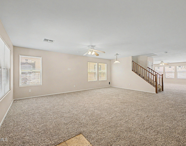17118 N 184th Lane - Photo Thumbnail 3