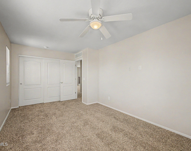 17118 N 184th Lane - Photo Thumbnail 25