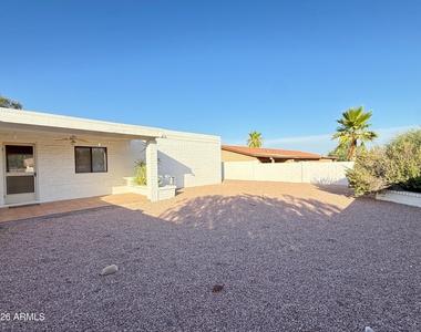 15076 N Escondido Drive - Photo Thumbnail 15