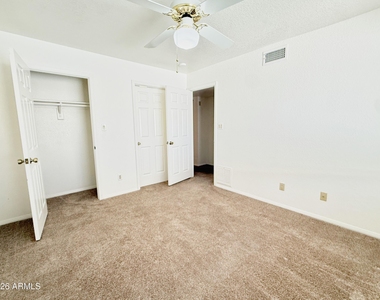 15076 N Escondido Drive - Photo Thumbnail 12