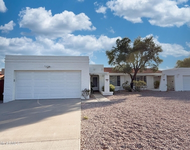 15076 N Escondido Drive - Photo Thumbnail 1