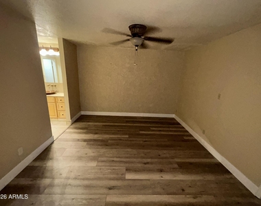 5100 N Miller Road - Photo Thumbnail 30