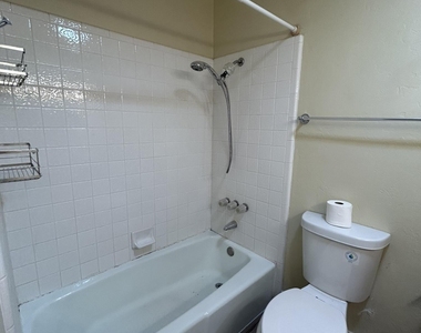 5100 N Miller Road - Photo Thumbnail 29